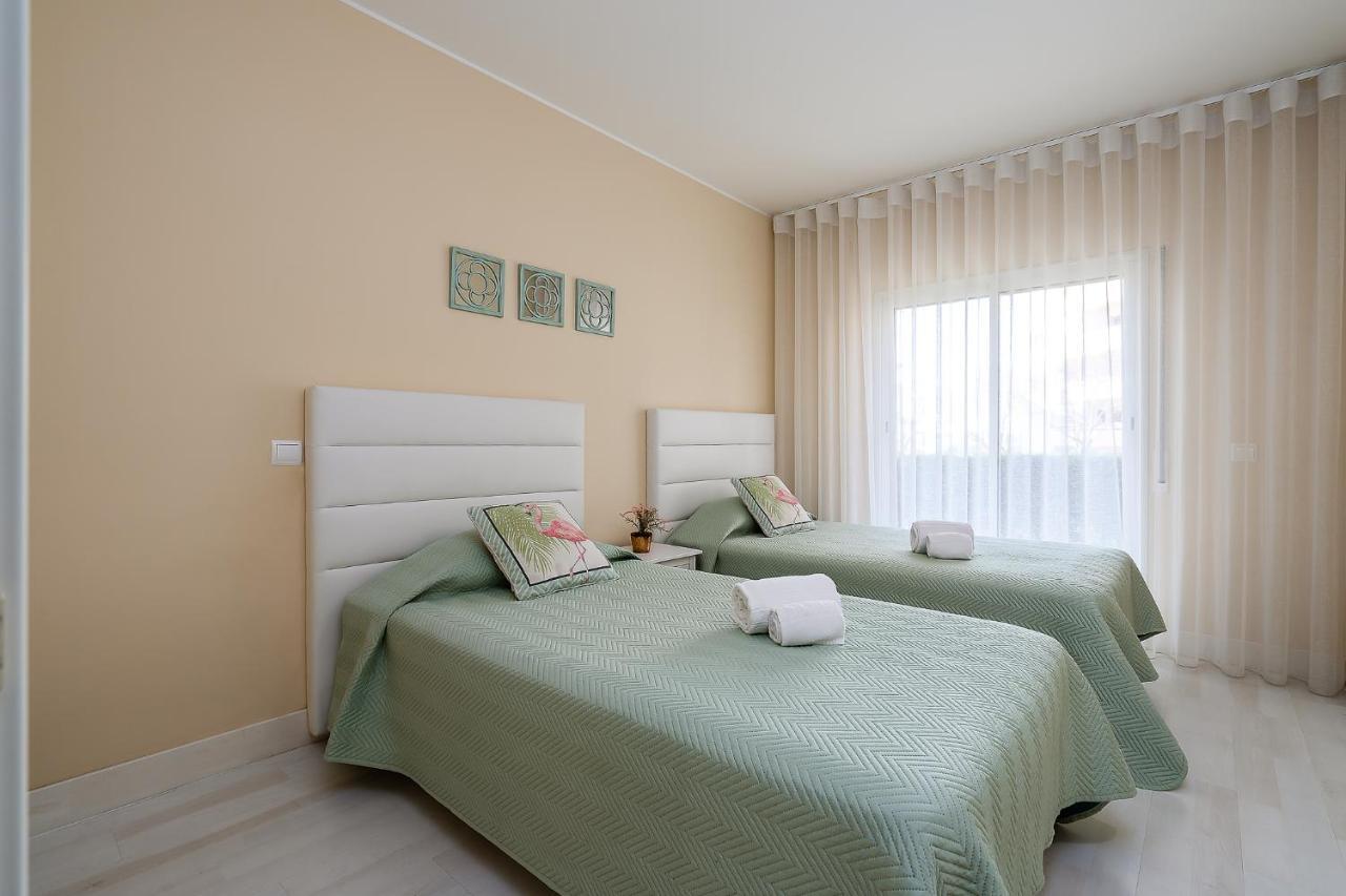 Luxrocha Beach Home By Real Life Concierge Portimão Eksteriør bilde